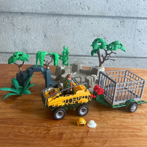 Playmobil “Jungle Adventure” - Picture 1 of 4